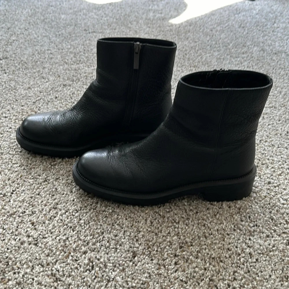 AQUATALIA Maddie Pebbled Leather Boots, Size 7, EUC - Picture 4 of 7